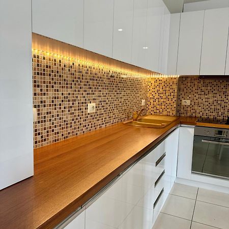 Belaire Luxury Apartment Saranda Dış mekan fotoğraf