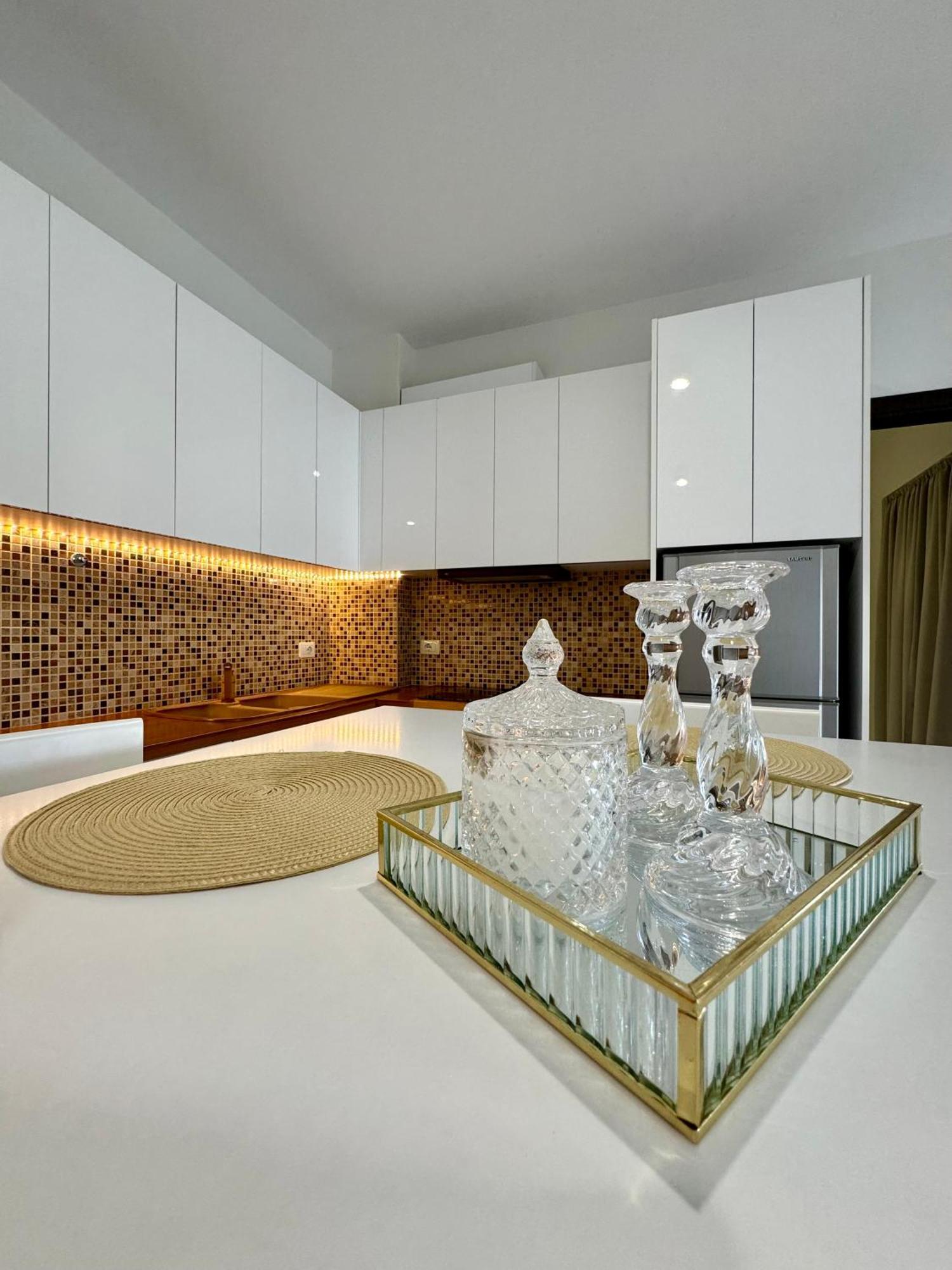 Belaire Luxury Apartment Saranda Dış mekan fotoğraf